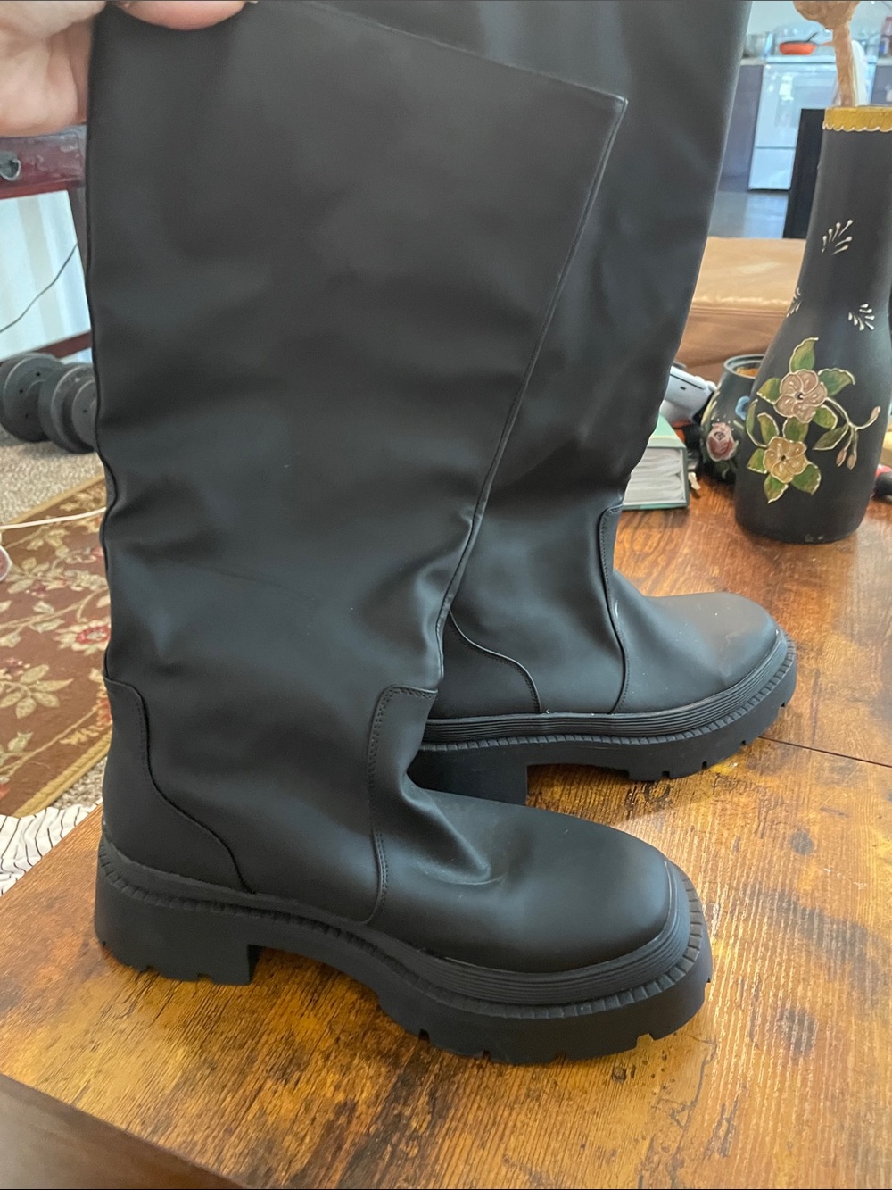 Source Unknown Black Women's Chunky Lug-Sole Knee Boots